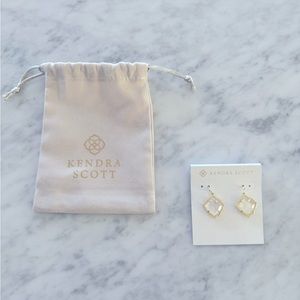 Brand New Kendra Scott pearl and gold earrings.